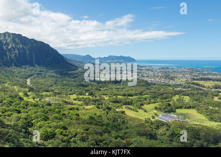 Nu'uanu pali sur Oahu, Hawaii, USA Banque D'Images