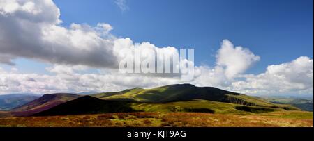 Des ombres glissant sur skiddaw et grand calva Banque D'Images