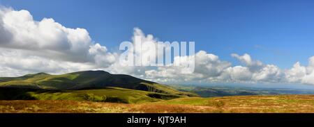 Des ombres glissant sur skiddaw forest Banque D'Images