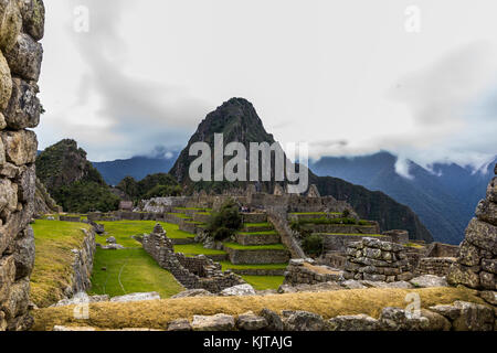 Photo prise en août 2017 au Macchu Picchu au Pérou, Amérique du Sud : Macchu Picchu au Pero Custo en Amérique du Sud. Un Patrimoine Mondial de l'UNSESCO côté. Banque D'Images