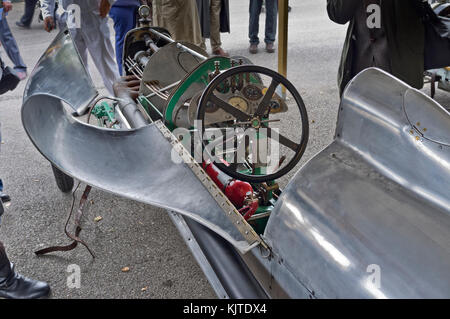 Aston Martin lame de rasoir 1500cc 1923, de Havilland en aluminium, Goodwood Revival, historic motor racing Banque D'Images