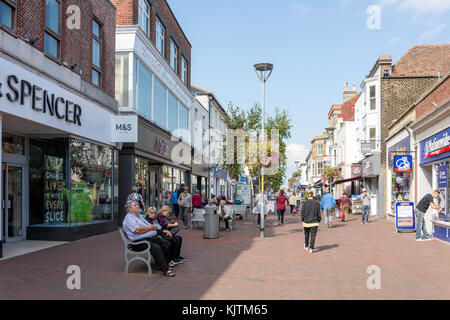 Rue Haute piétonne, Deal, Kent, Angleterre, Royaume-Uni Banque D'Images