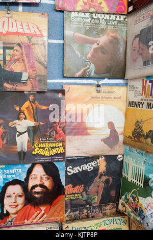 Vieux lp vinyle hindi music records for sale Banque D'Images