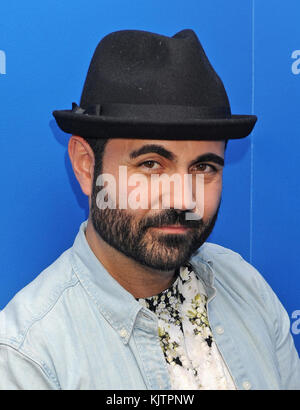 FORT LAUDERDALE, FL - OCTOBRE 04 : Enrique Santos pose pour un portrait à iHeart Latino le 4 octobre 2016 à Fort Lauderdale, Floride. Les gens : Enrique Santos Banque D'Images