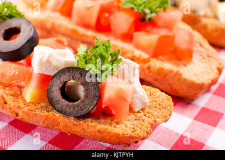 Focus sélectif à l'avant mini bruschetta Banque D'Images
