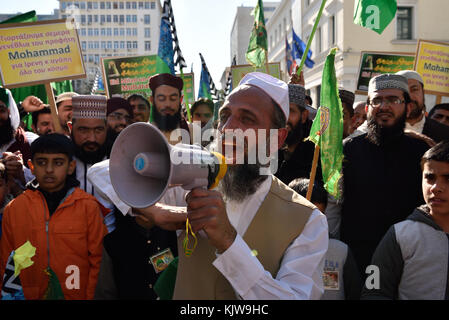 Athènes, Grèce, le 26 novembre, 2017. pakistanais vivant en Grèce célèbrent la naissance du prophète Mohammed à Athènes, Grèce. crédit : nicolas koutsokostas/Alamy live news. Banque D'Images