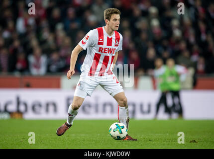 Cologne, Allemagne. 26 novembre 2017. Lukas Kluenter de Cologne en action lors du match de football allemand Bundesliga entre 1. FC Cologne et Hertha BSC à Cologne, Allemagne, 26 novembre 2017. · PAS DE SERVICE DE FIL · crédit : Thomas Eisenhuth/dpa-Zentralbild/ZB/dpa/Alamy Live News Banque D'Images