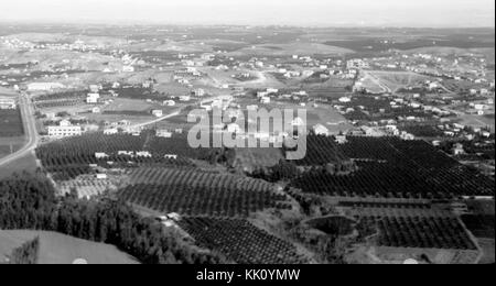 L'air vues de Palestine. Bnei Brak et Borochov, etc. les colonies juives nord-est de Tel Aviv. 1932. matpc.22211.III Banque D'Images