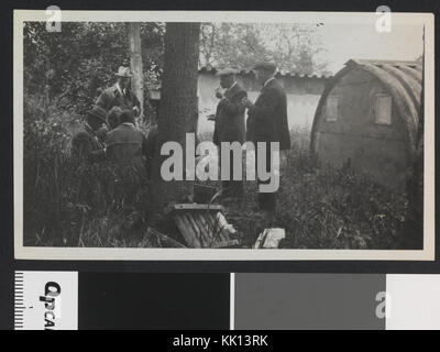 Cette image capture une scène de l'Argonne, représentant probablement un moment historique ou un lieu lié à la région, connue pour son rôle important pendant la première Guerre mondiale et d'autres événements historiques. Banque D'Images
