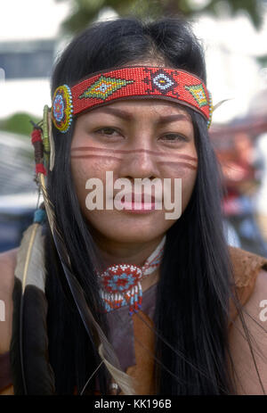 Femme vêtue d'Indiens d'Amérique. Thaïlande, Asie du Sud-est Banque D'Images