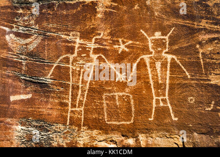 Pétroglyphes Amérindiens Fremont, style, à fourche à sec, Canyon Ranch McConkie, près de Vernal, Utah, USA Banque D'Images