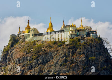 Taung Kalat, mont Popa, Myanmar (Birmanie) Asie du sud-est Banque D'Images