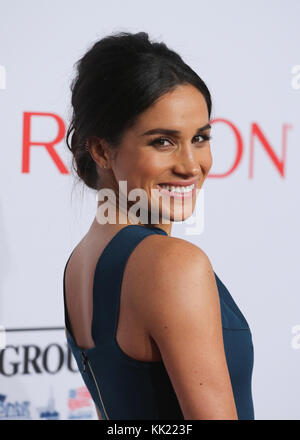 Model Meghan Markle assiste à l'Elton John AIDS Foundation's 13th Annual une vision durable sur la prestation au Cipriani Wall Street le 28 octobre 2014 à New York. Banque D'Images