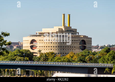 Bâtiment du gouvernement Torre Triana, par Francisco Javier Sáenz de Oiza, 1993, Séville, Andalousie, Espagne Banque D'Images