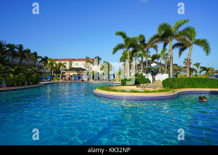 St Martin, St Kitts et Nevis - vue sur le St Kitts Marriott Resort et le Royal beach casino à Frigate Bay, Saint Kitts. Banque D'Images