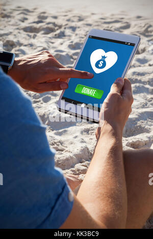 Icône vecteur du don contre man using digital tablet sur la plage Banque D'Images