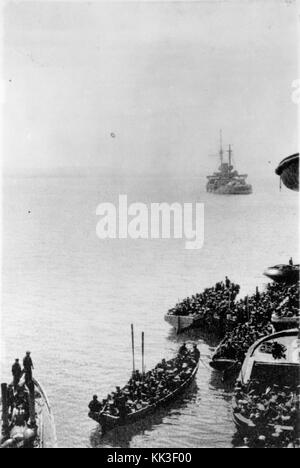 Bataillon d'Auckland, à l'atterrissage à Gallipoli, en Turquie, au cours de la Première Guerre mondiale, 25 avril 1915 Banque D'Images