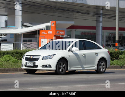 CHIANG MAI, THAÏLANDE - 16 NOVEMBRE 2017 : voiture, Chevrolet Cruze. Sur road no.1001, à 8 km de la ville de Chiangmai. Banque D'Images