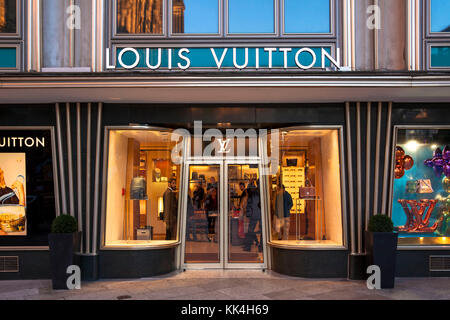 Louis Vuitton Shop; Cologne; Germany Illuminated at Night Stock Photo -  Alamy