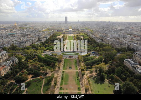 Sur paris paysage urbain de la tour Eiffel Banque D'Images