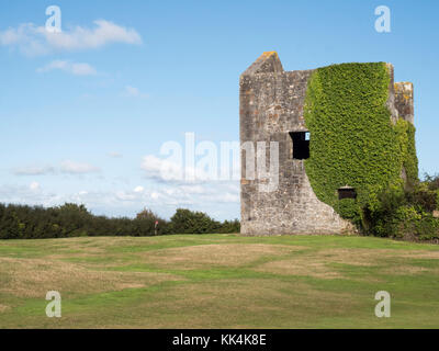 La maison de l'arbre du moteur à Taylors de l'ancienne mine d'étain ou Polgooth beaucoup sur le parcours de golf club de golf de St Austell, St Austell, Cornwall, England, UK Banque D'Images