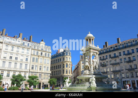 Lyon (sud-est de la France) : "Place des Jacobins' Square dans le quartier de La Presqu'ile (la pointe) Banque D'Images