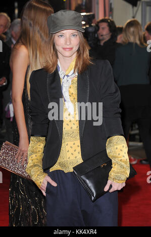 L'actrice anglaise Sienna Guillory assiste à la première UK de Dracula Untold à Odéon West End à Londres. 1er octobre 2014 © Paul Treadway Banque D'Images