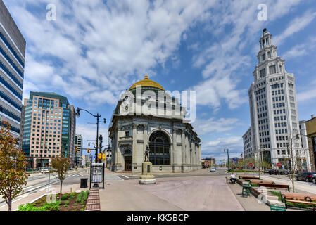 Buffalo, New York - mai 8, 2016 : la banque d'épargne de Buffalo est un bâtiment néoclassique, beaux-"Arts Direction générale de la banque de style immeuble situé à 1 fountain plaza, à d Banque D'Images