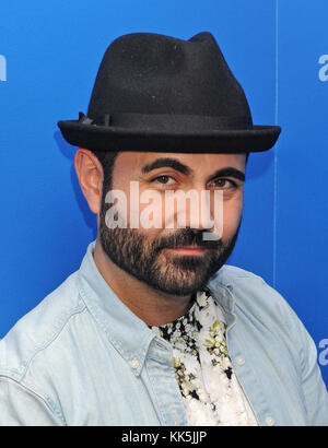 FORT LAUDERDALE, FL - OCTOBRE 04 : Enrique Santos pose pour un portrait à iHeart Latino le 4 octobre 2016 à Fort Lauderdale, Floride. Les gens : Enrique Santos Banque D'Images