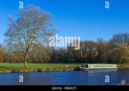 Hemingford Grey pré et la rivière Great Ouse, Cambridgeshire, Angleterre, Royaume-Uni. Banque D'Images