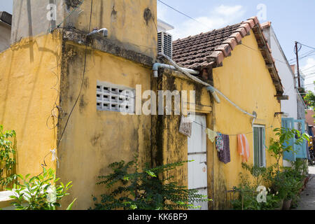 Maison jaune typique à Hoi An Banque D'Images