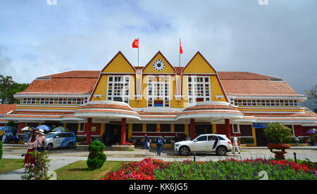 Dalat, Vietnam - nov 25, 2017. Façade de gare de Dalat, Vietnam. La station a été conçu en 1932 par les architectes français moncet et reveron, Banque D'Images