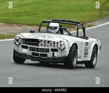 Rob roodhouse, triumph tr6, balançant des années 60, série Classic Sports Car Club, SCLC, novembre 2017, brands hatch, Angleterre, Kent,des années 1960, les voitures, le circuit r Banque D'Images