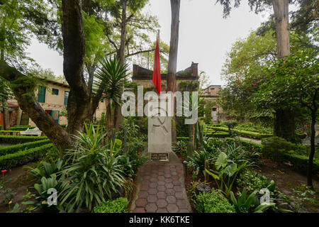 Memorial et tombeau de Léon Trotsky, la révolution soviétique qui a vécu sa vie en exil au Mexique jusqu'à l'assassinat par des hommes envoyés par Staline. Banque D'Images