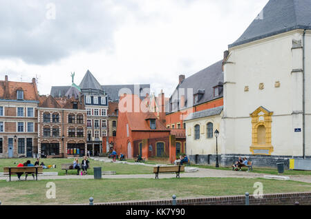 Le Musée de l'Hospice Comtesse à Lille, un hospice médiéval qui est maintenant un musée Banque D'Images