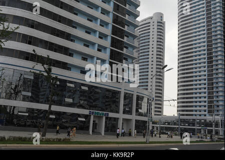 Pjoengjang, la Corée du Nord, de nouveaux immeubles de grande hauteur dans le centre-ville Banque D'Images