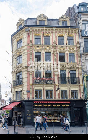 Les bâtiments en brique du 17ème siècle dans la vieille ville de Lille, dans les Hauts-de-France Banque D'Images