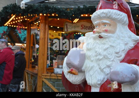 Berlin, Allemagne. 29 novembre, 2017. 44e marché de noël de spandau ouvre ses stands pour les visiteurs à Berlin, Allemagne crédit : Markku rainer peltonen/Alamy live news Banque D'Images