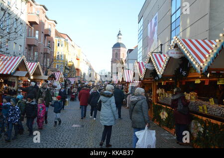 Berlin, Allemagne. 29 novembre, 2017. 44e marché de noël de spandau ouvre ses stands pour les visiteurs à Berlin, Allemagne crédit : Markku rainer peltonen/Alamy live news Banque D'Images