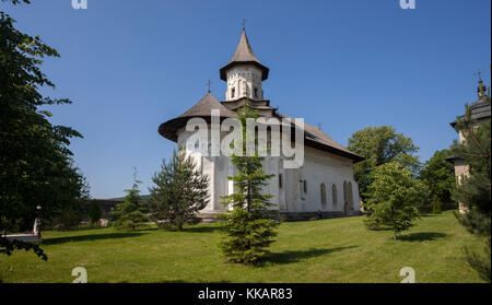 Monastère de Probota Église peinte saxonne, fondée en 1530, chrétienne orthodoxe, site du patrimoine mondial de l'UNESCO, Probota, Bucovine, Roumanie, Europe Banque D'Images