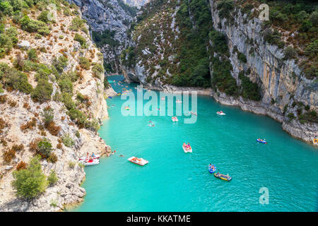 Le lac de Sainte Croix, Gorges du Verdon, Provence-Alpes-Côte d'Azur, Provence, France, Europe Banque D'Images