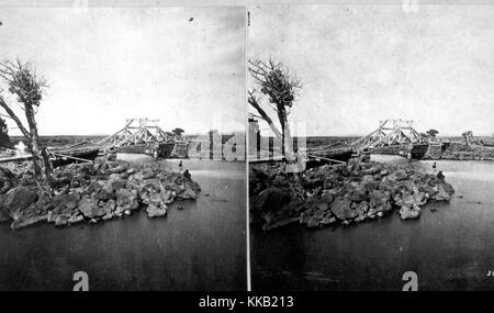 Stéréophotogramme de Taylor's pont enjambant la rivière Snake, de l'Idaho. Image courtoisie USGS. 1871. Banque D'Images