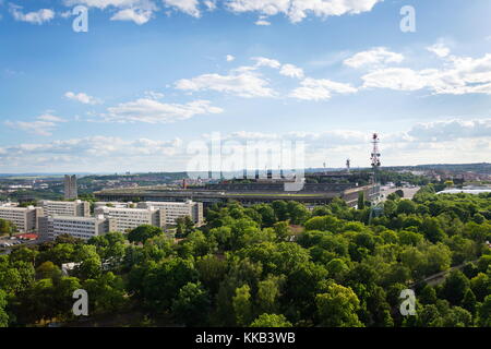 Le grand stade de Strahov à partir de la tour de Petrin, Prague, République tchèque Banque D'Images