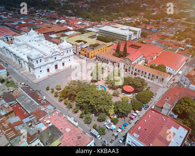 Voir ci-dessus sur la ville de Leon au Nicaragua ville touristique d'Amérique centrale. Banque D'Images