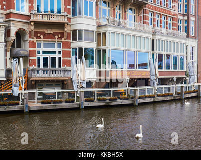 Hôtel 5 étoiles de l'Europe (maintenant connu sous le nom de l'Europe Amsterdam) construit en 1896 sur la rivière Amstel, Amsterdam, Pays-Bas Banque D'Images