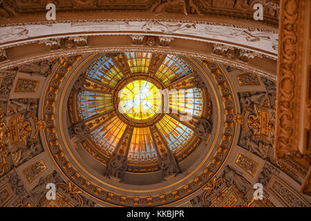 Décoration de plafond de cathédrale de Berlin (Berliner Dom). l'actuel bâtiment a été achevé en 1905. Banque D'Images