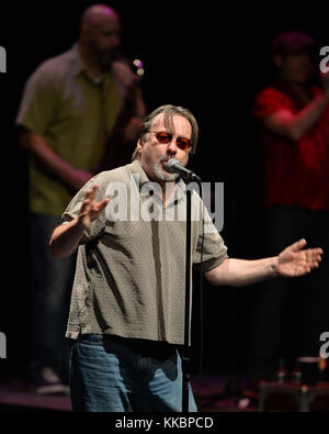 CORAL SPRINGS, FL - JANVIER 31 : Southside Johnny de Southside Johnny et les Asbury Jukes se produisent au Coral Springs Center for the Arts le 31 janvier 2016 à Coral Springs, Florida People : Southside Johnny Banque D'Images