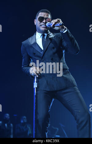 MIAMI, FL - 29 NOVEMBRE : Maxwell se produit au stade AmericanAirlines le 29 novembre 2016 à Miami, Floride. Personnes : Maxwell Banque D'Images