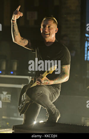 FORT LAUDERDALE FL - 14 OCTOBRE : Ryan Key de Yellowcard se produit à Revolution le 14 octobre 2015 à Fort Lauderdale, Floride People : Ryan Key Banque D'Images