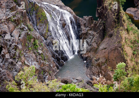 Vue de la Barron falls en saison sèche, Atherton tablelands, Queensland, Australie Banque D'Images